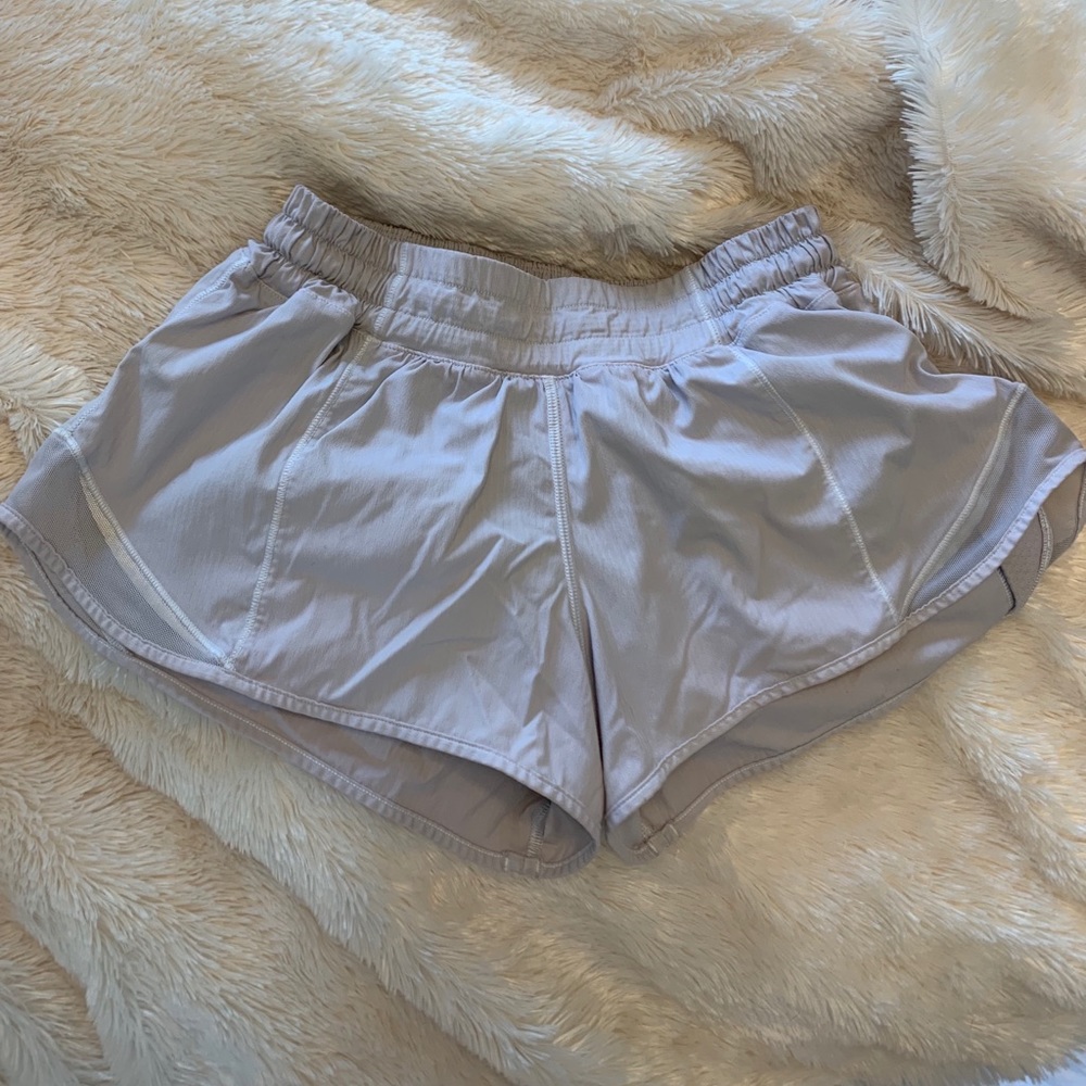 Lululemon Hotty Hot Short II in White